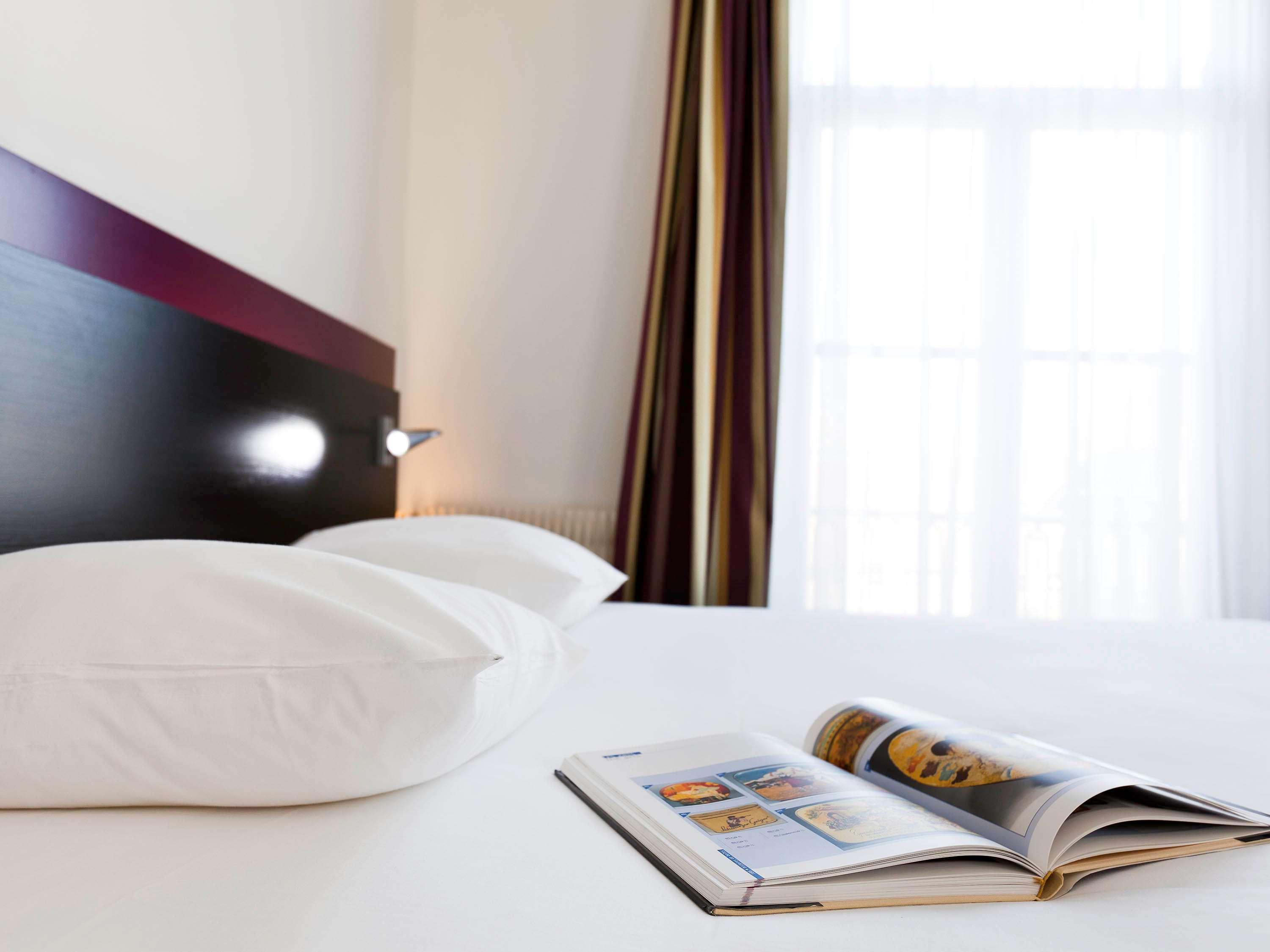 Mercure Lille Roubaix Grand Hotel Exterior photo