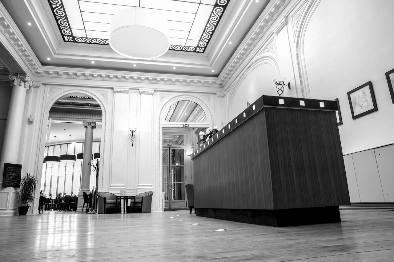 Mercure Lille Roubaix Grand Hotel Exterior photo