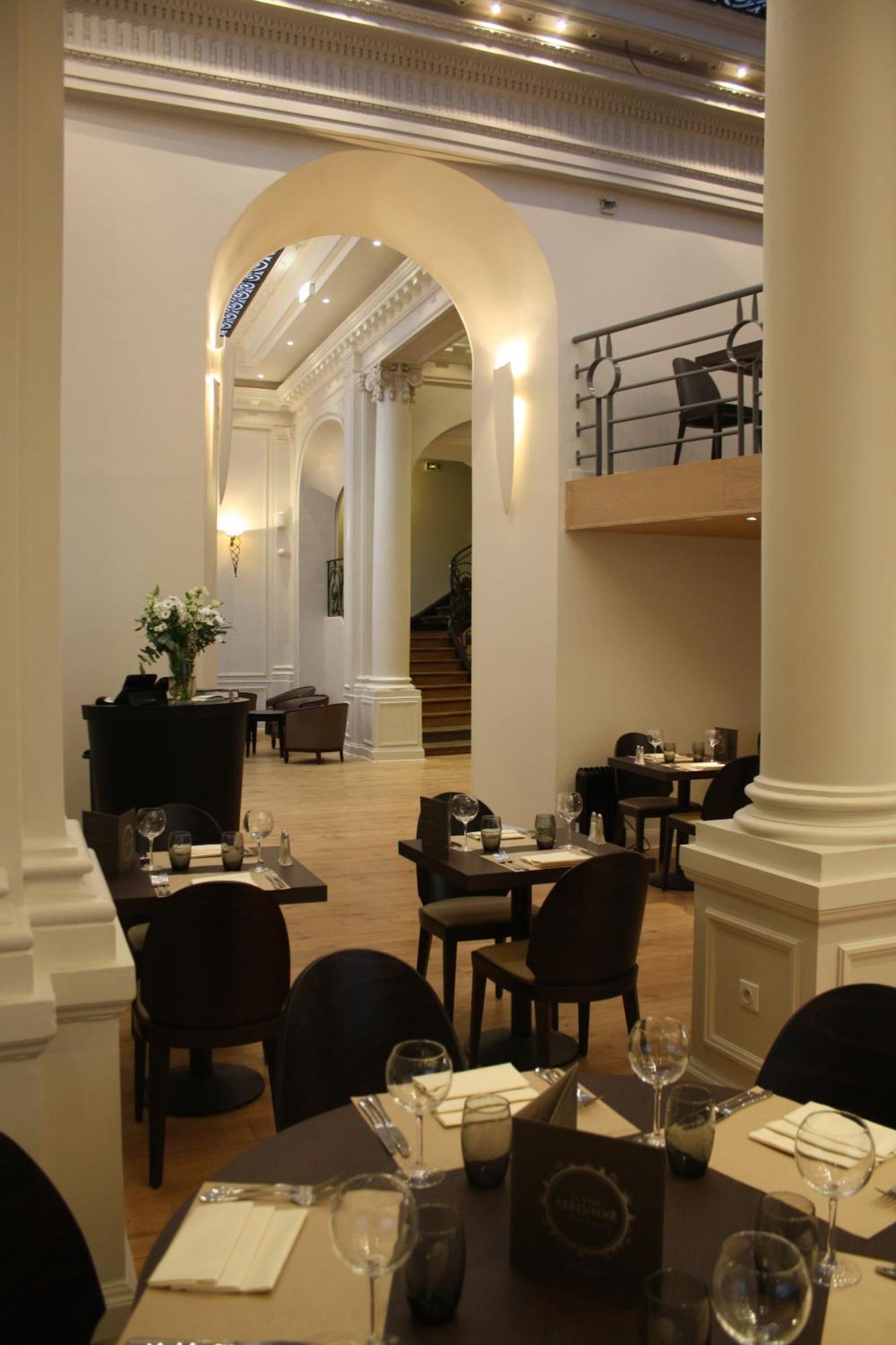 Mercure Lille Roubaix Grand Hotel Exterior photo